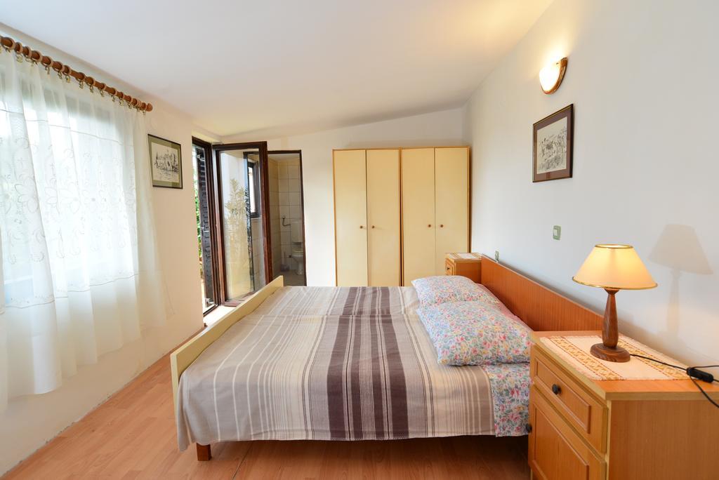 Apartments Elsa 534 Štinjan Esterno foto