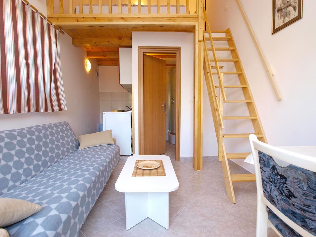 Apartments Elsa 534 Štinjan Esterno foto
