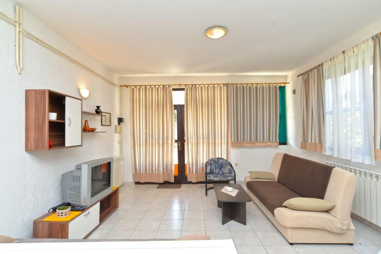Apartments Elsa 534 Štinjan Esterno foto