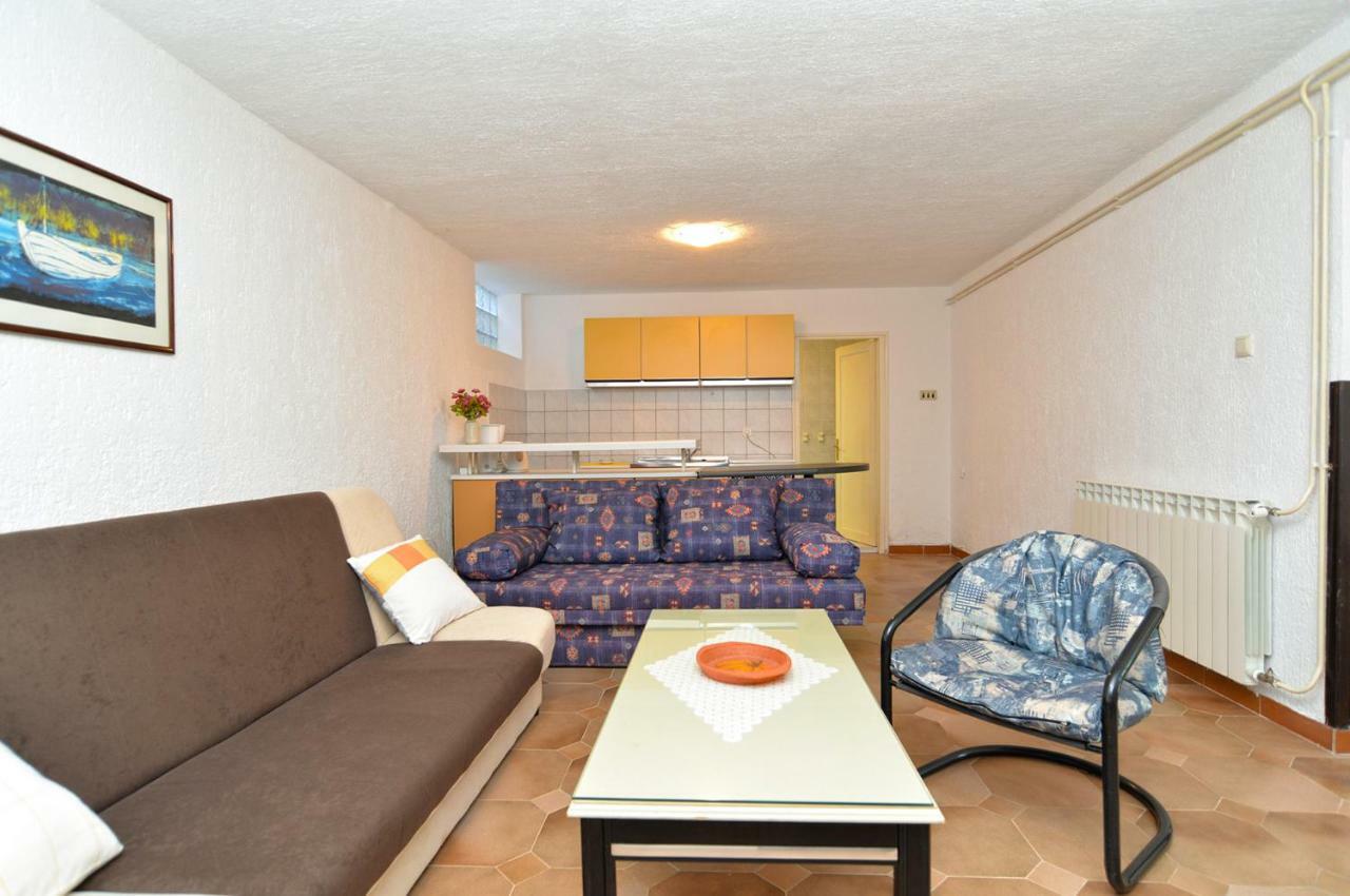 Apartments Elsa 534 Štinjan Esterno foto