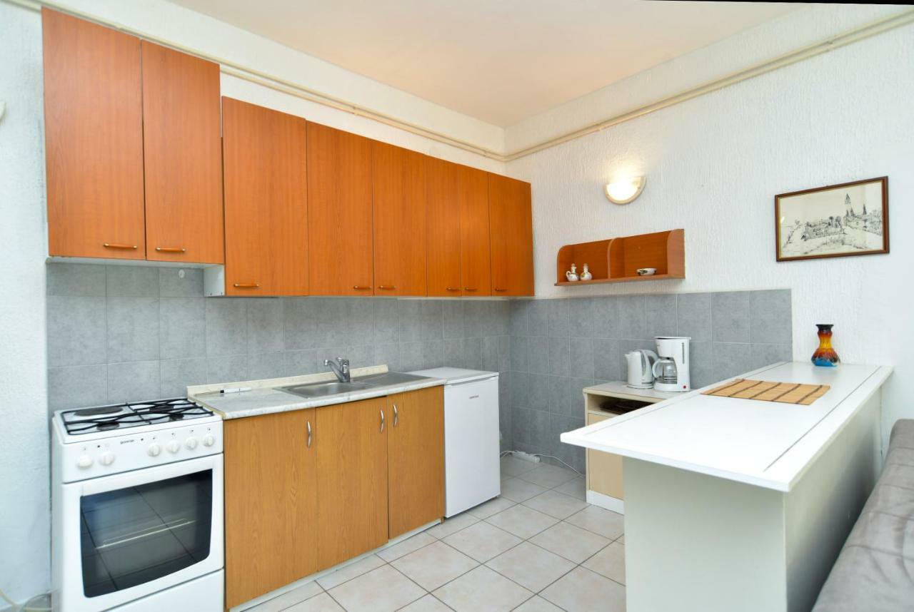 Apartments Elsa 534 Štinjan Esterno foto