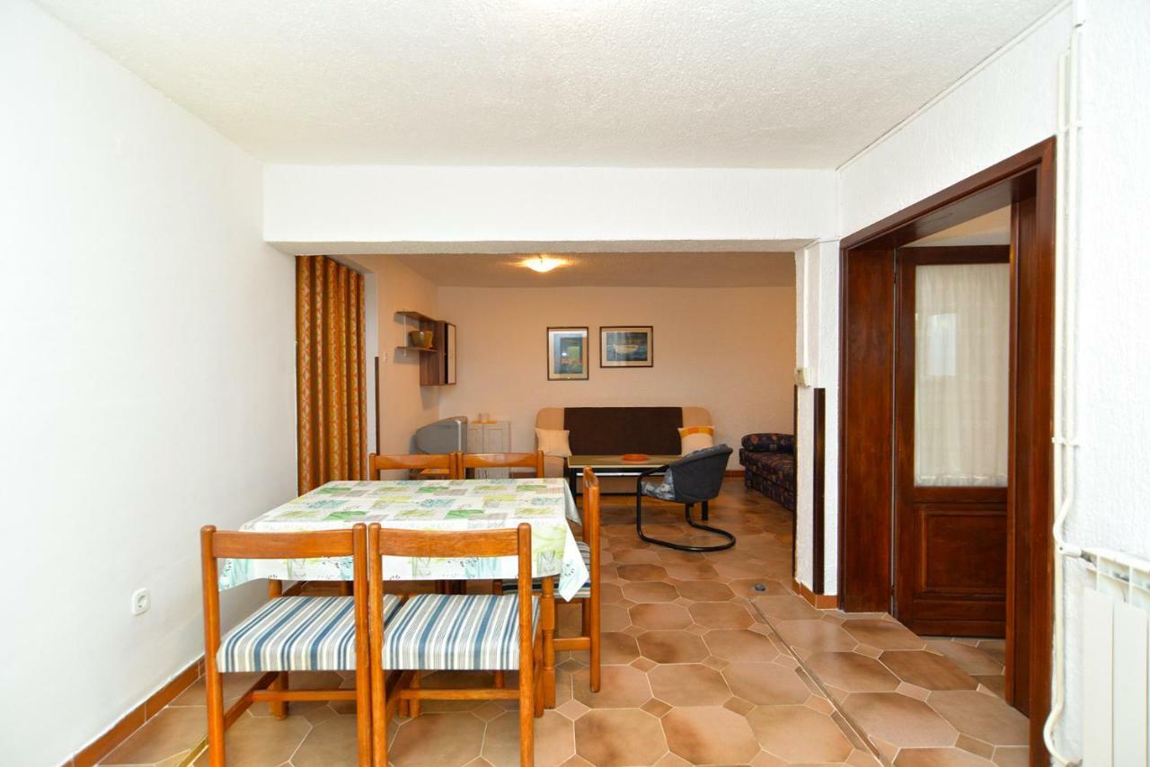 Apartments Elsa 534 Štinjan Esterno foto